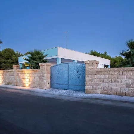 Azzurra Villa *